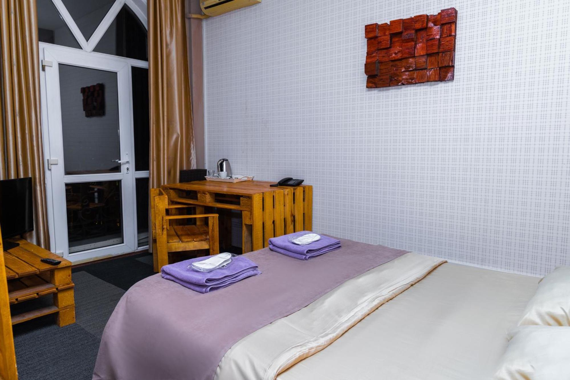Red Roof Seaview Hotel Baku Ngoại thất bức ảnh
