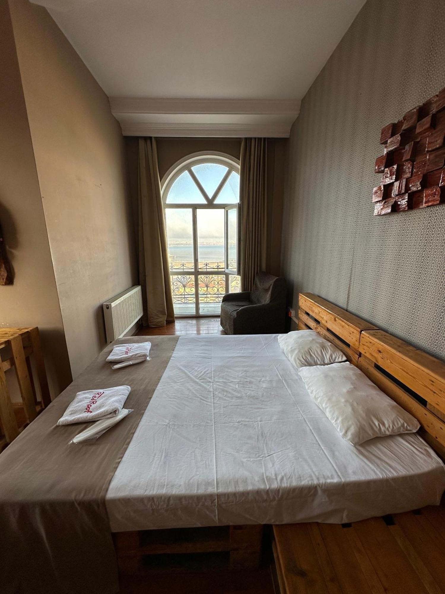 Red Roof Seaview Hotel Baku Ngoại thất bức ảnh
